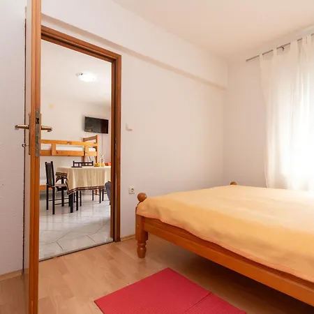 Gardelin In Apartment Zadar